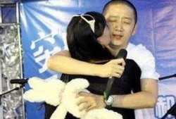 郝云现任妻子爆料视频,揭秘夫妻背后的故事